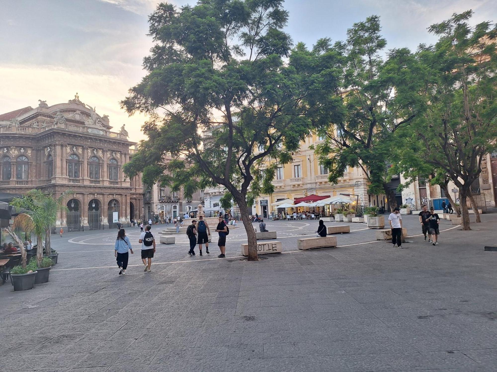 Casa Vacanze Al Teatro Catania-Fontanarossai nemzetközi repülőtér Kültér fotó